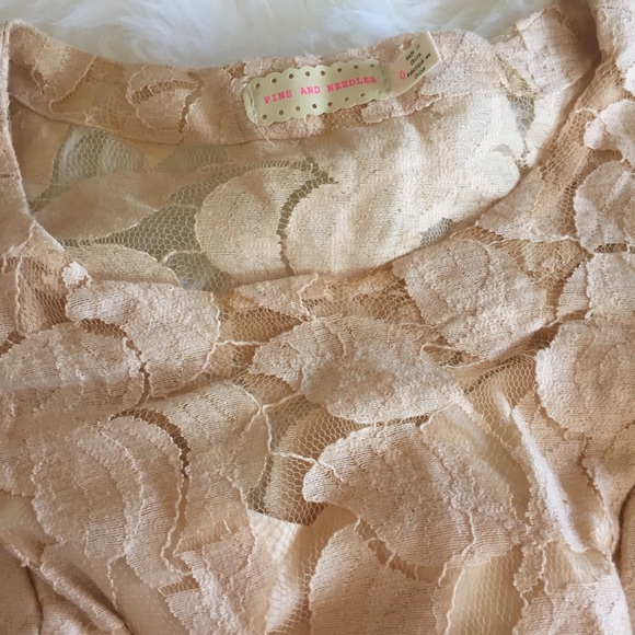 Anthropologie Pins And Needles 0 Cream Lace Dress - Picture 2 of 3